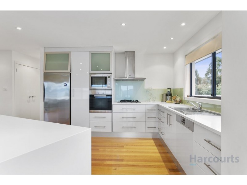 11 Hillview Drive, Margate TAS 7054