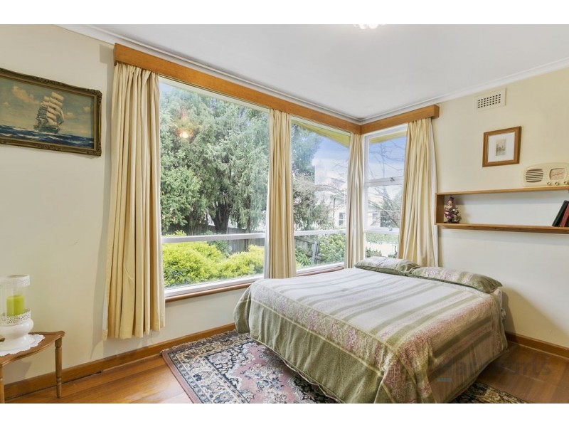 26 Meath Avenue, Taroona TAS 7053