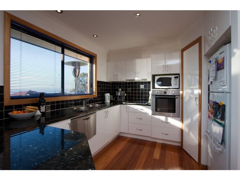 12 Liberty Court, Blackmans Bay TAS 7052