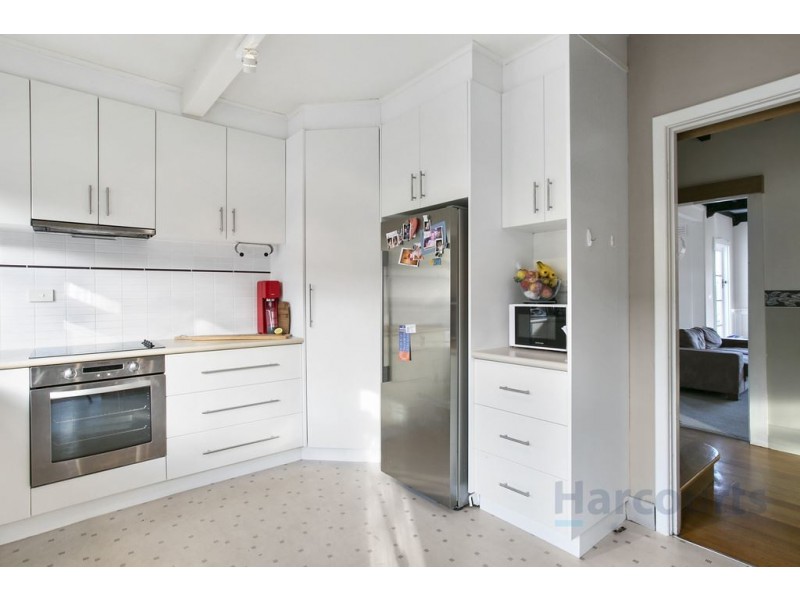 18 Jenkins Street, Taroona TAS 7053