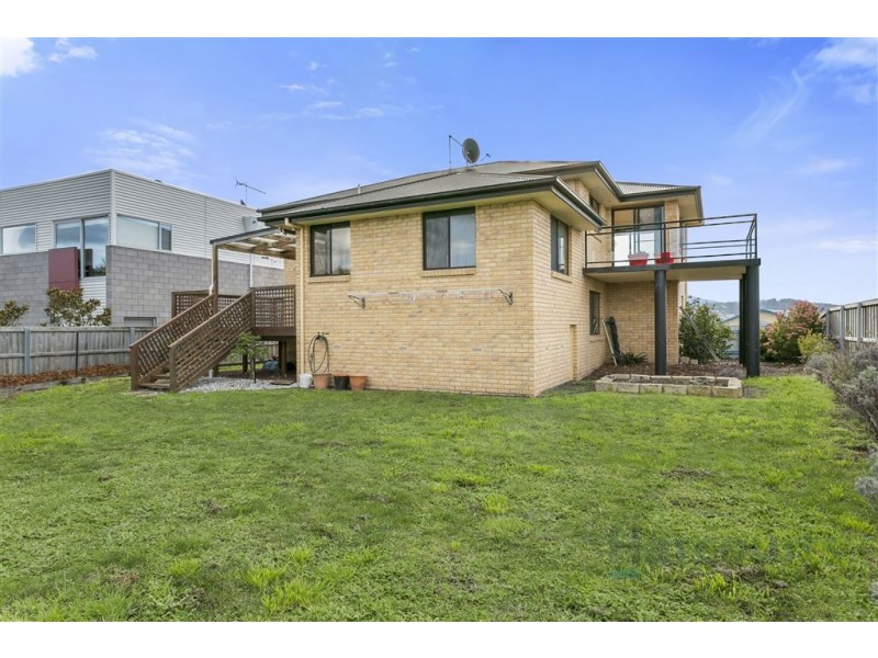 12 Liberty Court, Blackmans Bay TAS 7052