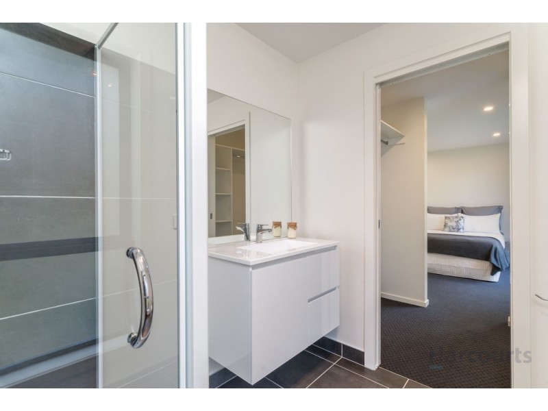334 Redwood Road, Kingston TAS 7050