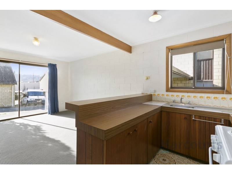2/2-6 Denison Street, Kingston TAS 7050