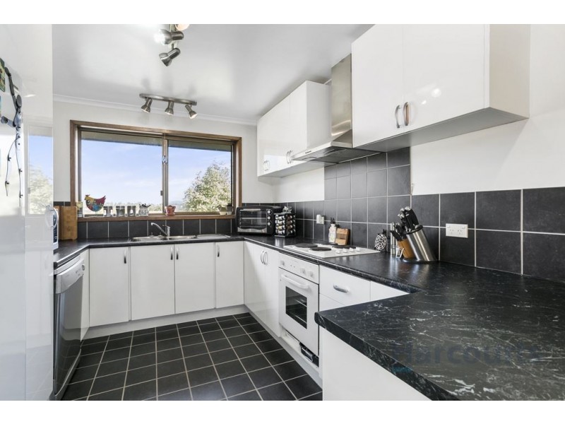 6 Fryer Street, Kingston TAS 7050