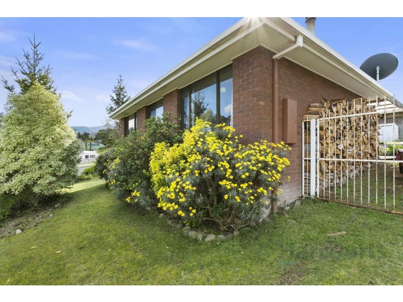 6 Fryer Street, Kingston TAS 7050