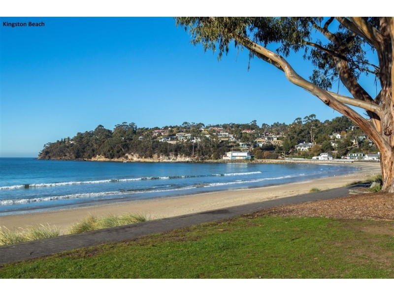 Whitewater Park Estate, Kingston TAS 7050