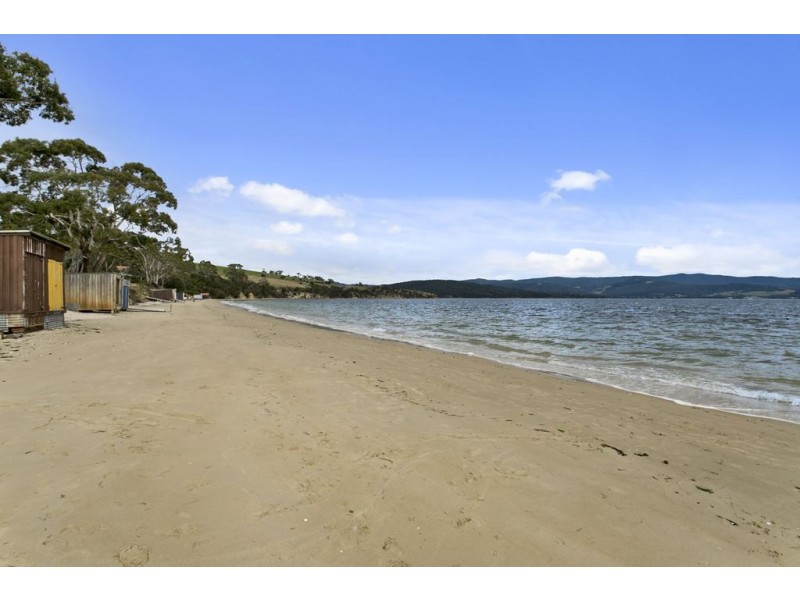 198 Nebraska Road, Dennes Point TAS 7150