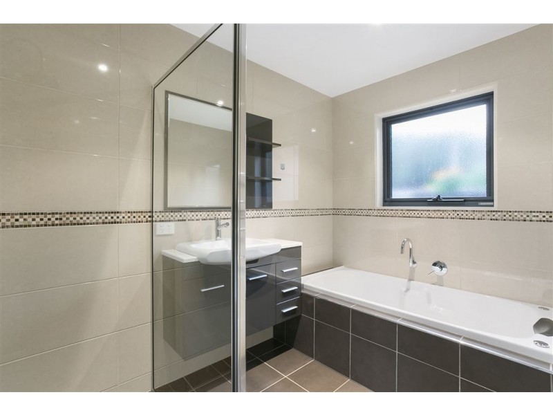 4 Gem Court, Blackmans Bay TAS 7052