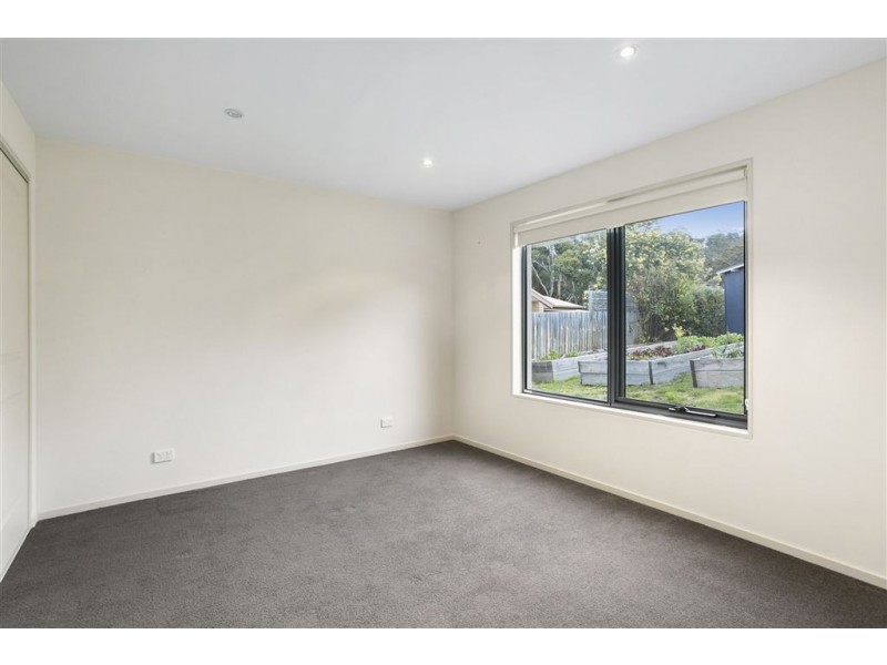 4 Gem Court, Blackmans Bay TAS 7052