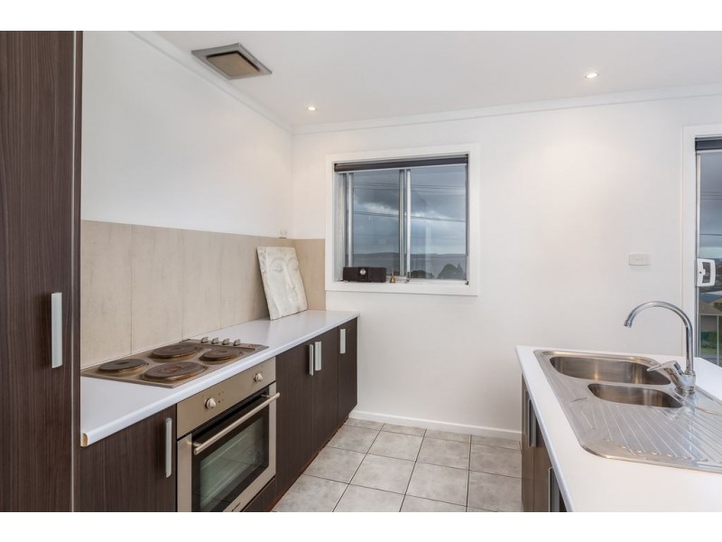 1/241A Roslyn Avenue, Blackmans Bay TAS 7052
