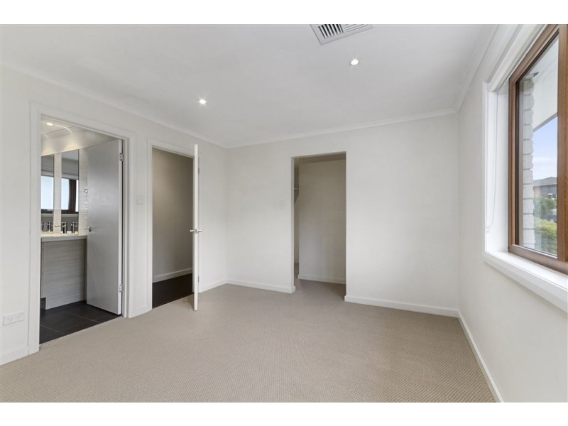 23 Suncoast Drive, Blackmans Bay TAS 7052