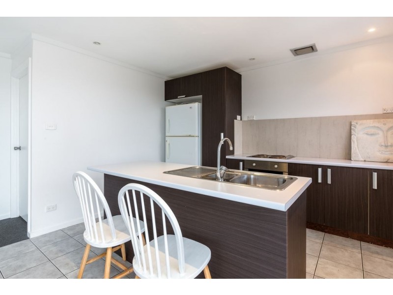 1/241A Roslyn Avenue, Blackmans Bay TAS 7052