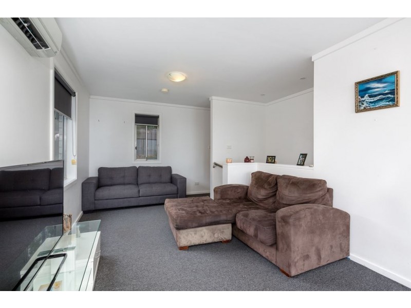 1/241A Roslyn Avenue, Blackmans Bay TAS 7052