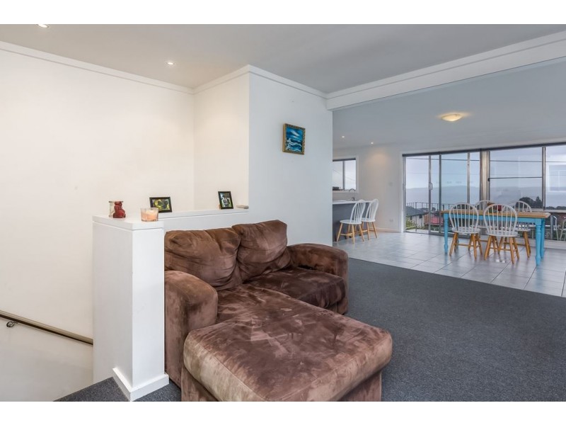 1/241A Roslyn Avenue, Blackmans Bay TAS 7052
