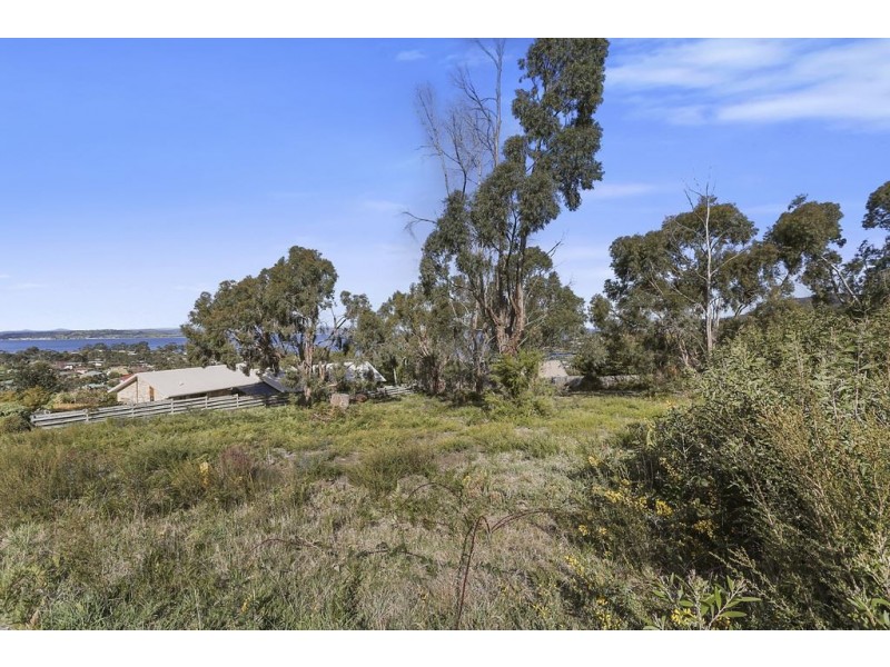 5 Amethyst Drive, Blackmans Bay TAS 7052