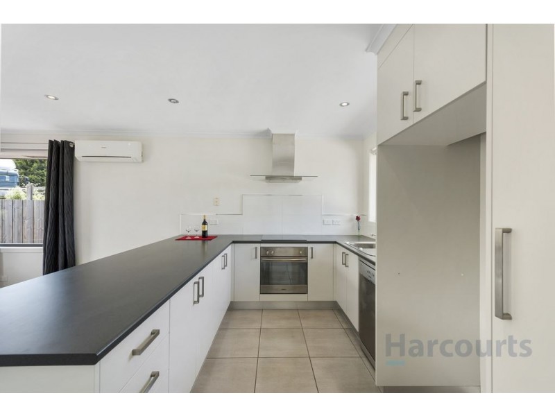 2/9 Dickson Street, Electrona TAS 7054