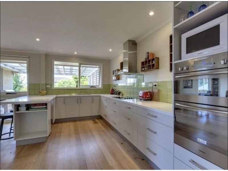 224 Roslyn Avenue, Blackmans Bay TAS 7052