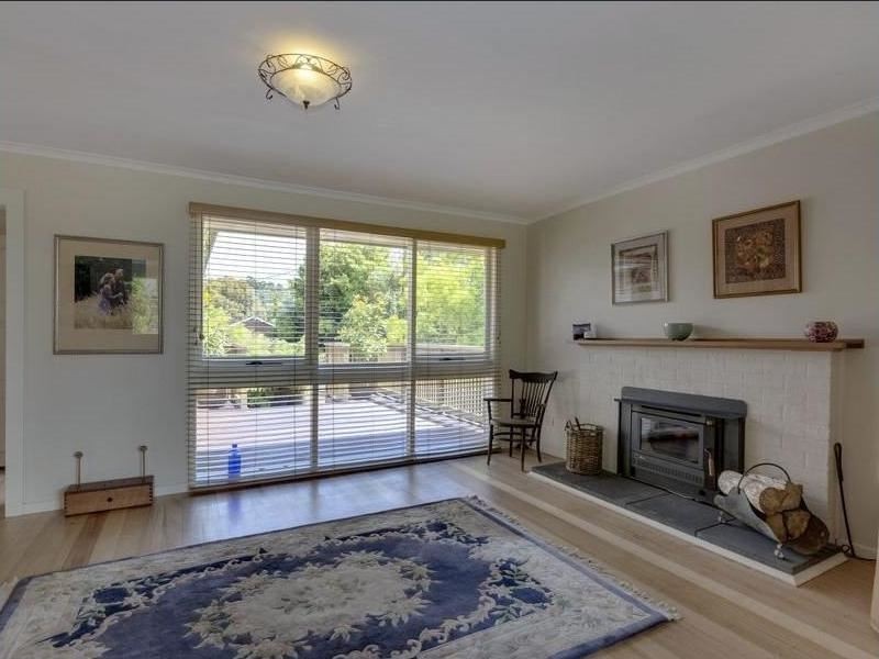 224 Roslyn Avenue, Blackmans Bay TAS 7052