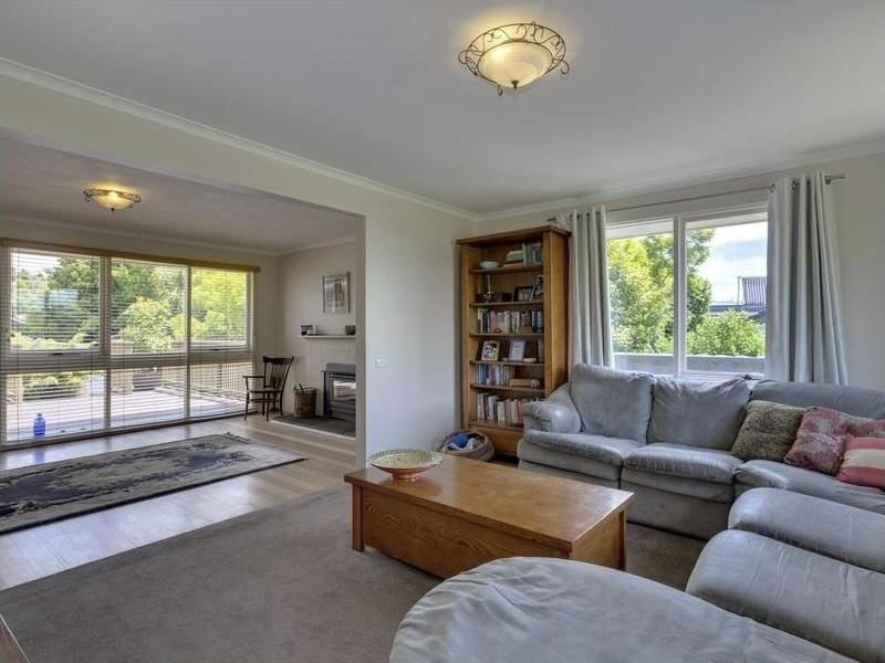 224 Roslyn Avenue, Blackmans Bay TAS 7052