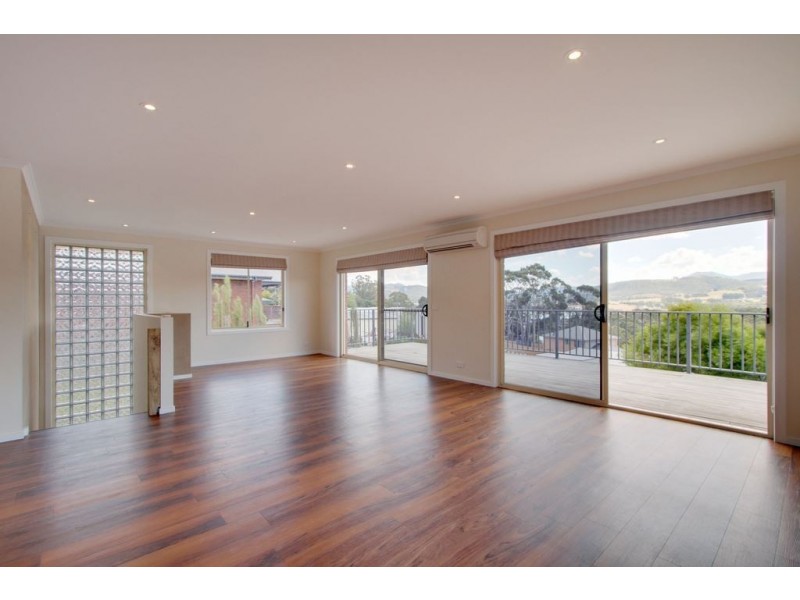 5 Fenton Court, Howden TAS 7054