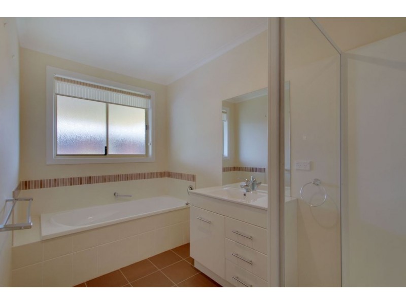 5 Fenton Court, Howden TAS 7054