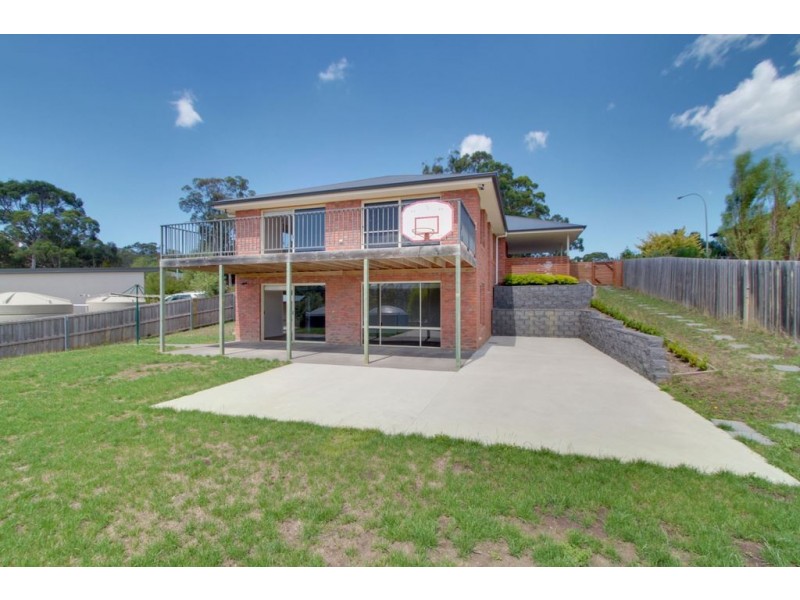 5 Fenton Court, Howden TAS 7054