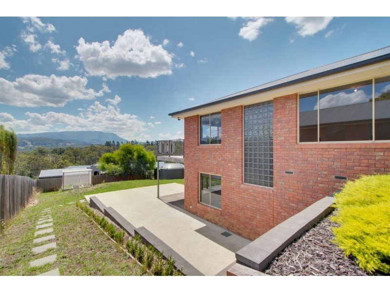 5 Fenton Court, Howden TAS 7054