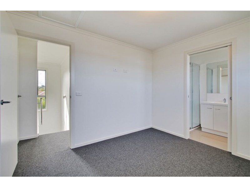 8/12 Bundalla Road, Margate TAS 7054