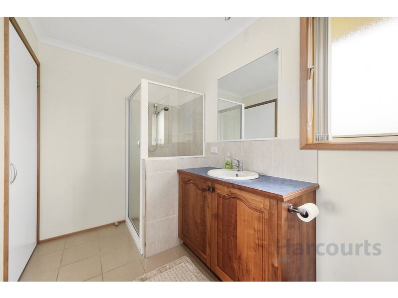 2 Lotus Court, Margate TAS 7054