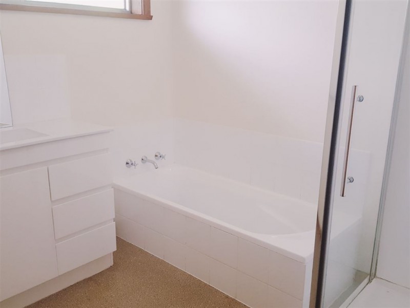 15 Crystal Downs Drive, Blackmans Bay TAS 7052