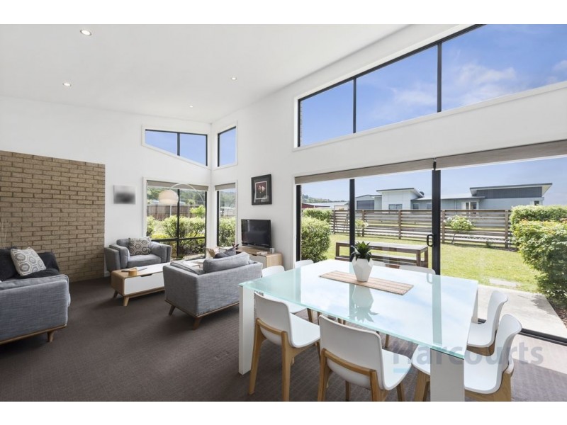 1 Dickson Street, Electrona TAS 7054