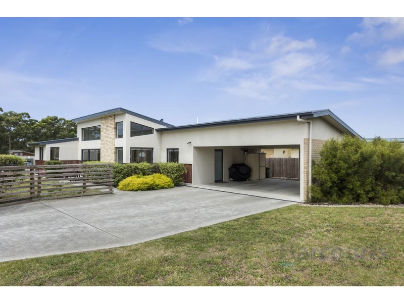 1 Dickson Street, Electrona TAS 7054