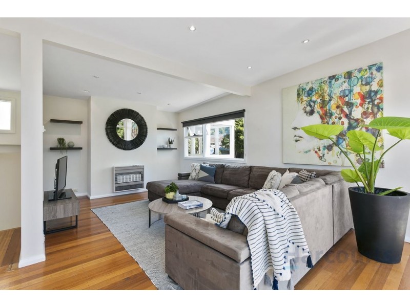 70 Beach Road, Kingston Beach TAS 7050