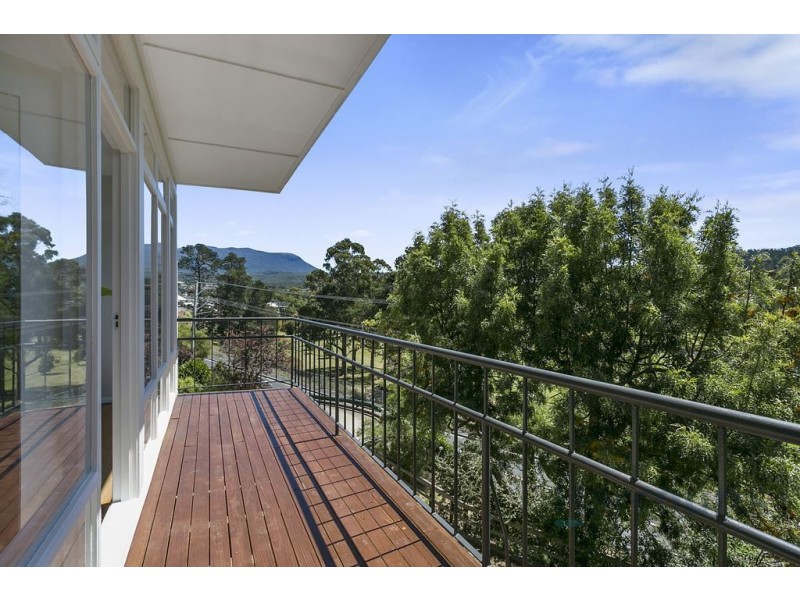 70 Beach Road, Kingston Beach TAS 7050