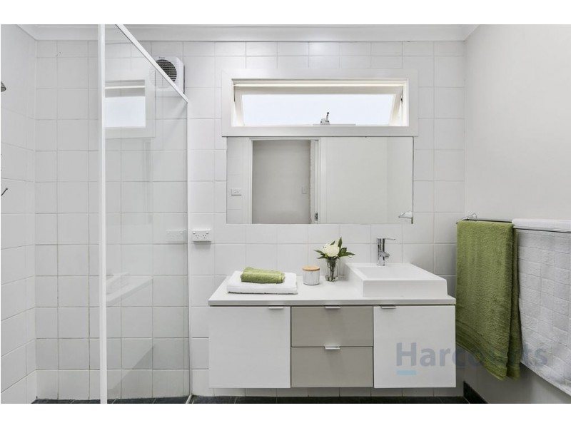 70 Beach Road, Kingston Beach TAS 7050