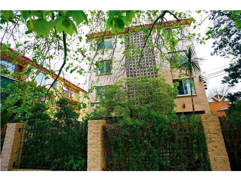 24/250 Dandenong Road, St Kilda East VIC 3183