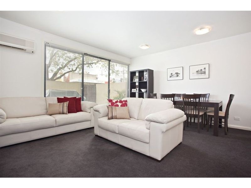 3/321 Orrong Road, St Kilda East VIC 3183