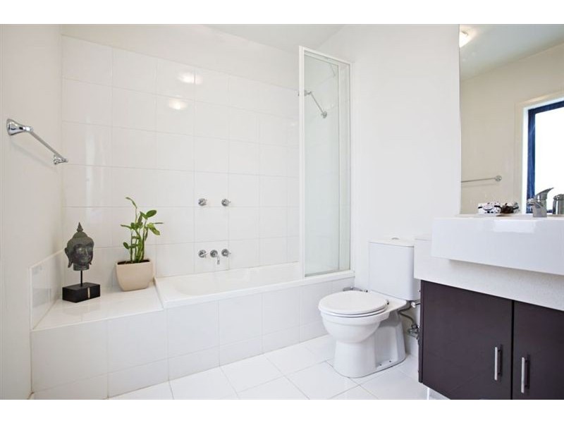 3/321 Orrong Road, St Kilda East VIC 3183