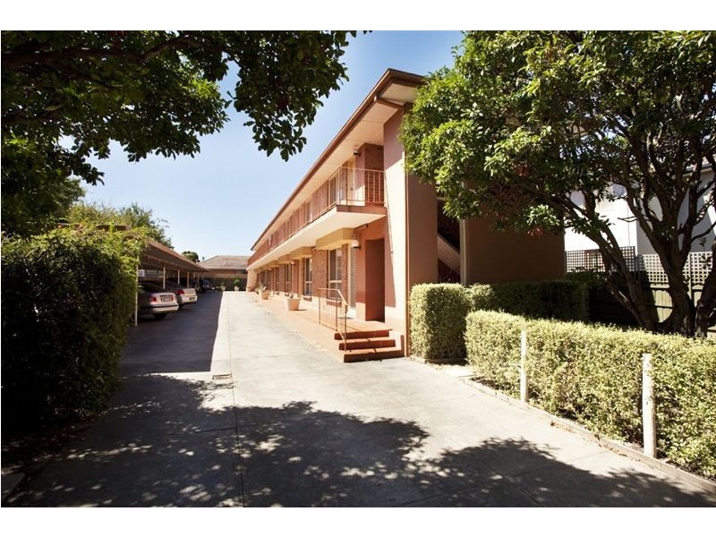 10/36 Lillimur Road, Ormond VIC 3204