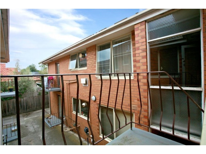 11/9 Acacia Street, Carnegie VIC 3163