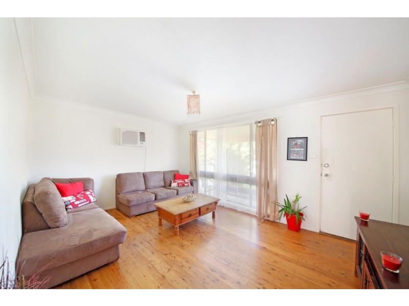 5 Chardonnay Avenue, Eschol Park NSW 2558