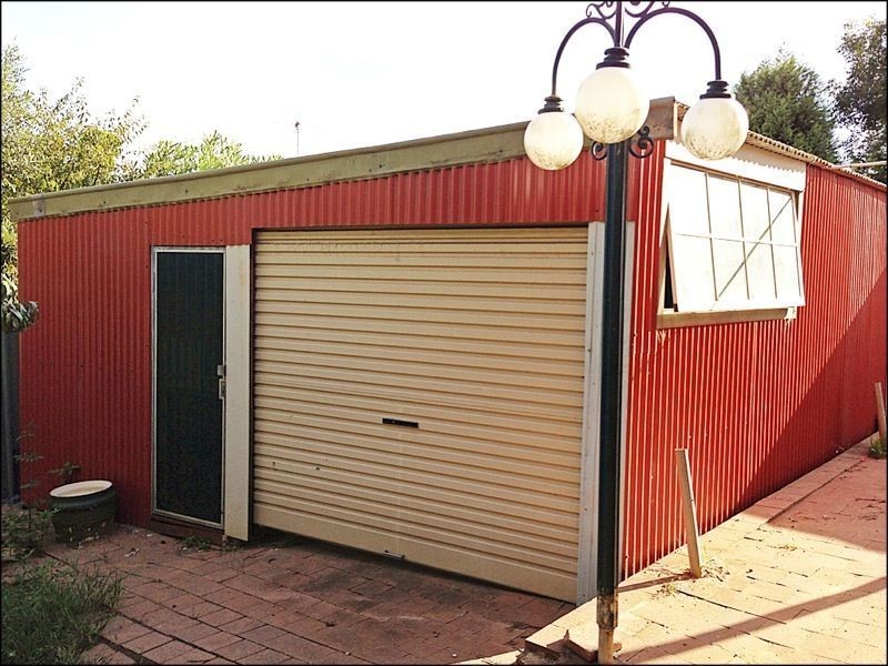 97 Woodcourt Street, Ambarvale NSW 2560