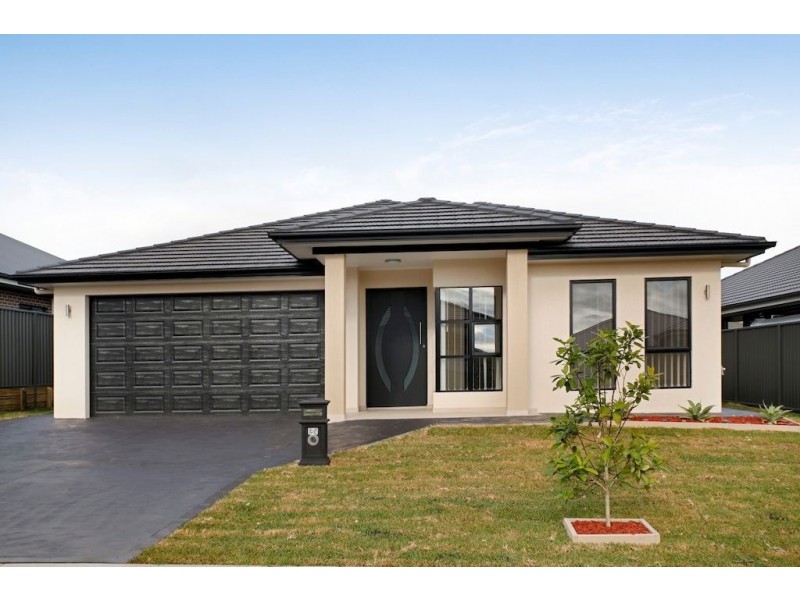 25 Discovery Circuit, Gregory Hills NSW 2557