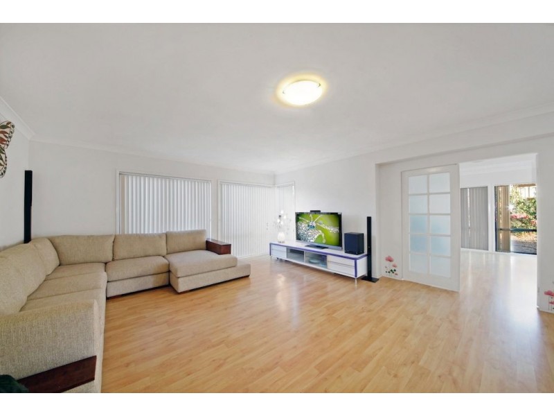 6 Gledswood Place, Glen Alpine NSW 2560