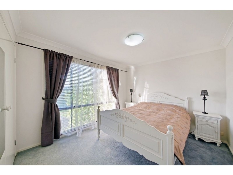 6 Gledswood Place, Glen Alpine NSW 2560