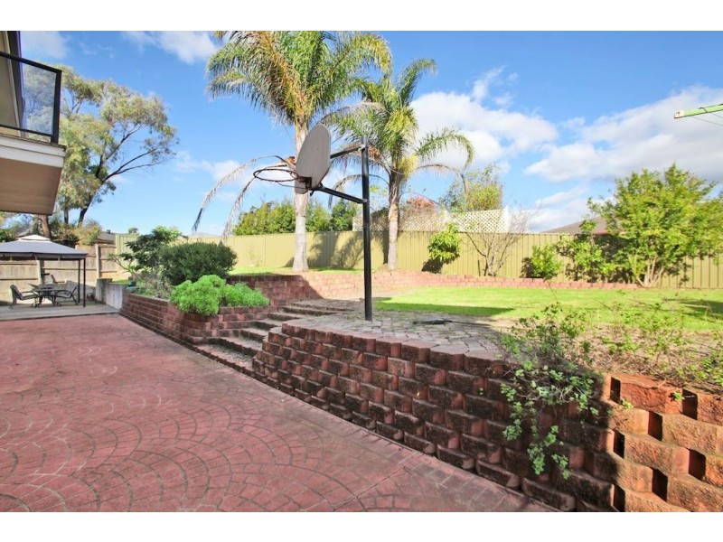 42 Nepean Towers Avenue, Glen Alpine NSW 2560