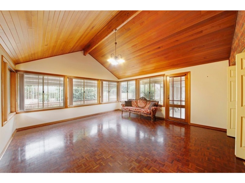 62 Mount Huon Circuit, Glen Alpine NSW 2560