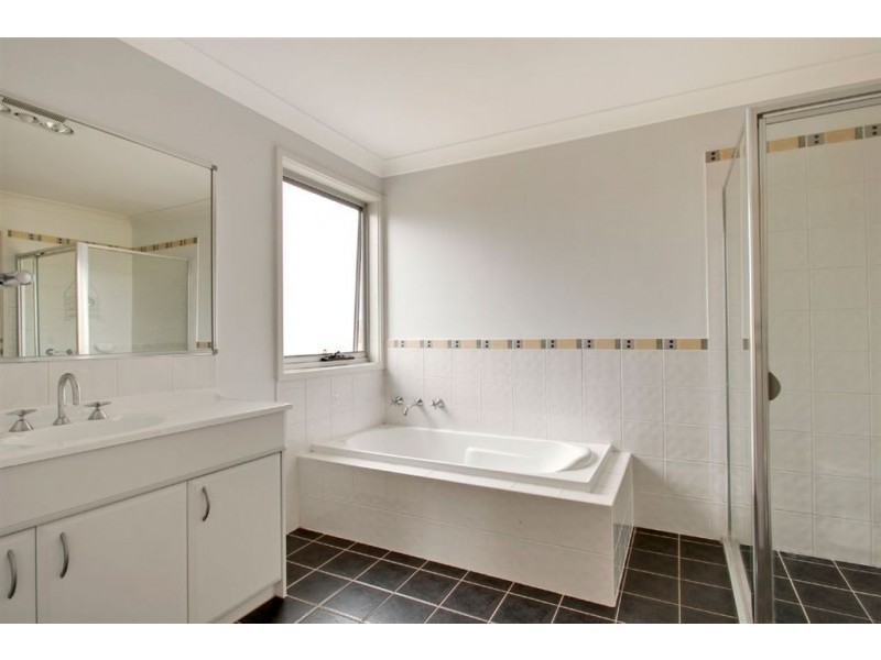 14 St Simon Close, Blair Athol NSW 2560