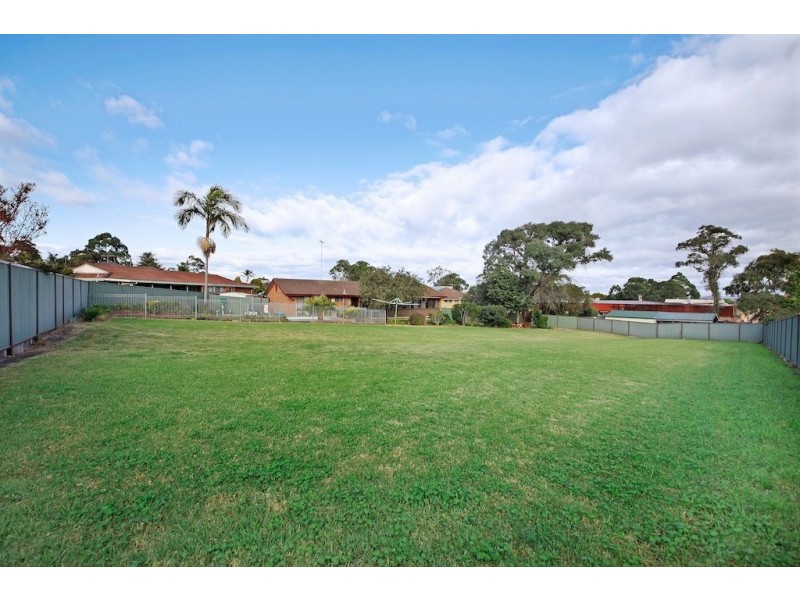 5 Weddin Place, Ruse NSW 2560