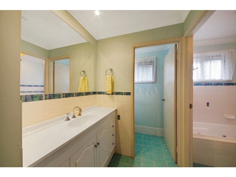 5 Weddin Place, Ruse NSW 2560